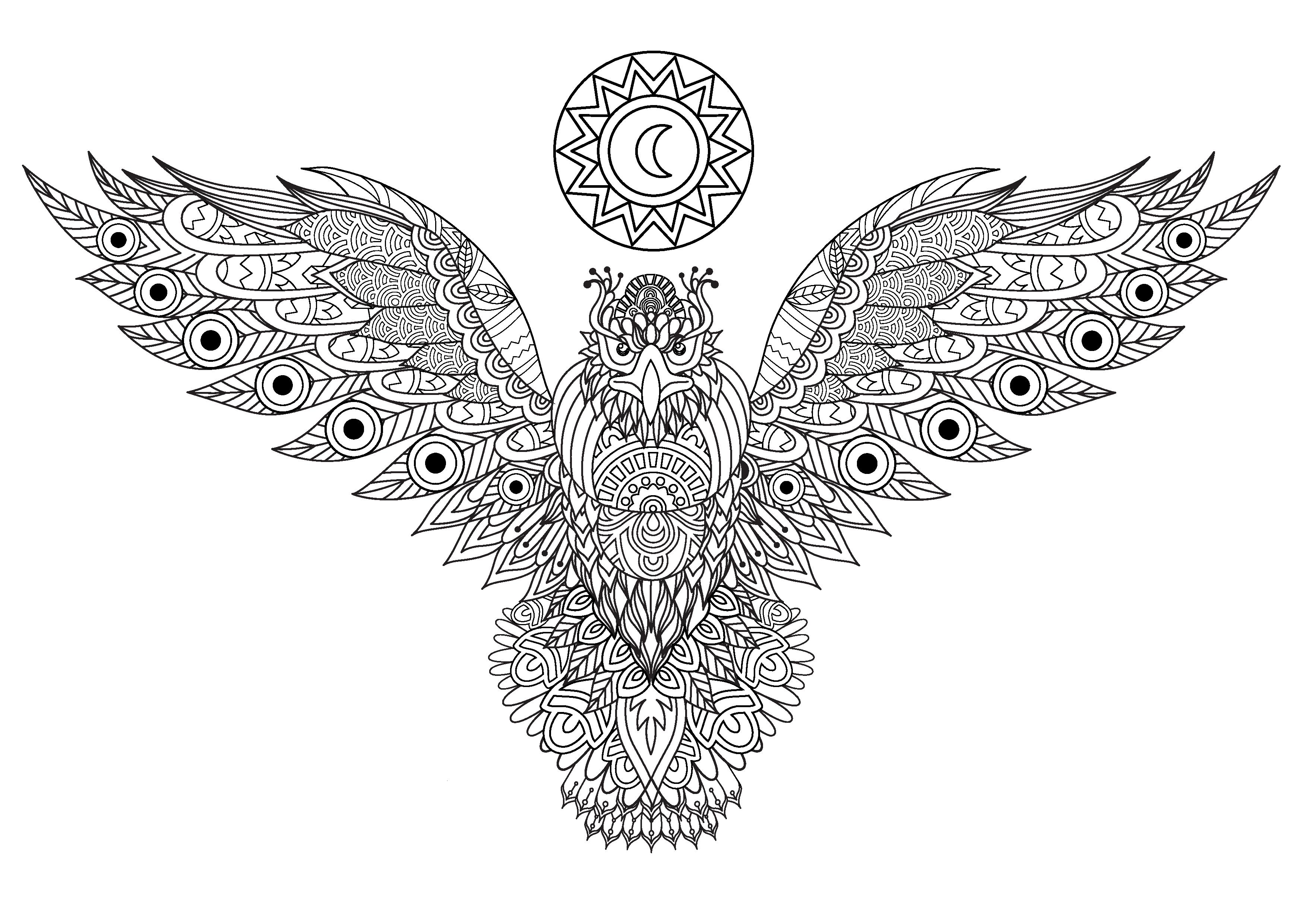 Majestätischer Adler, der seine Schwingen ausbreitet und viele verschiedene und verschlungene Motive aufweist
