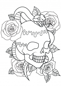 Tattoo mit Totenkopf, Schlange und Rosen (Ausmalbild von Tatoos)