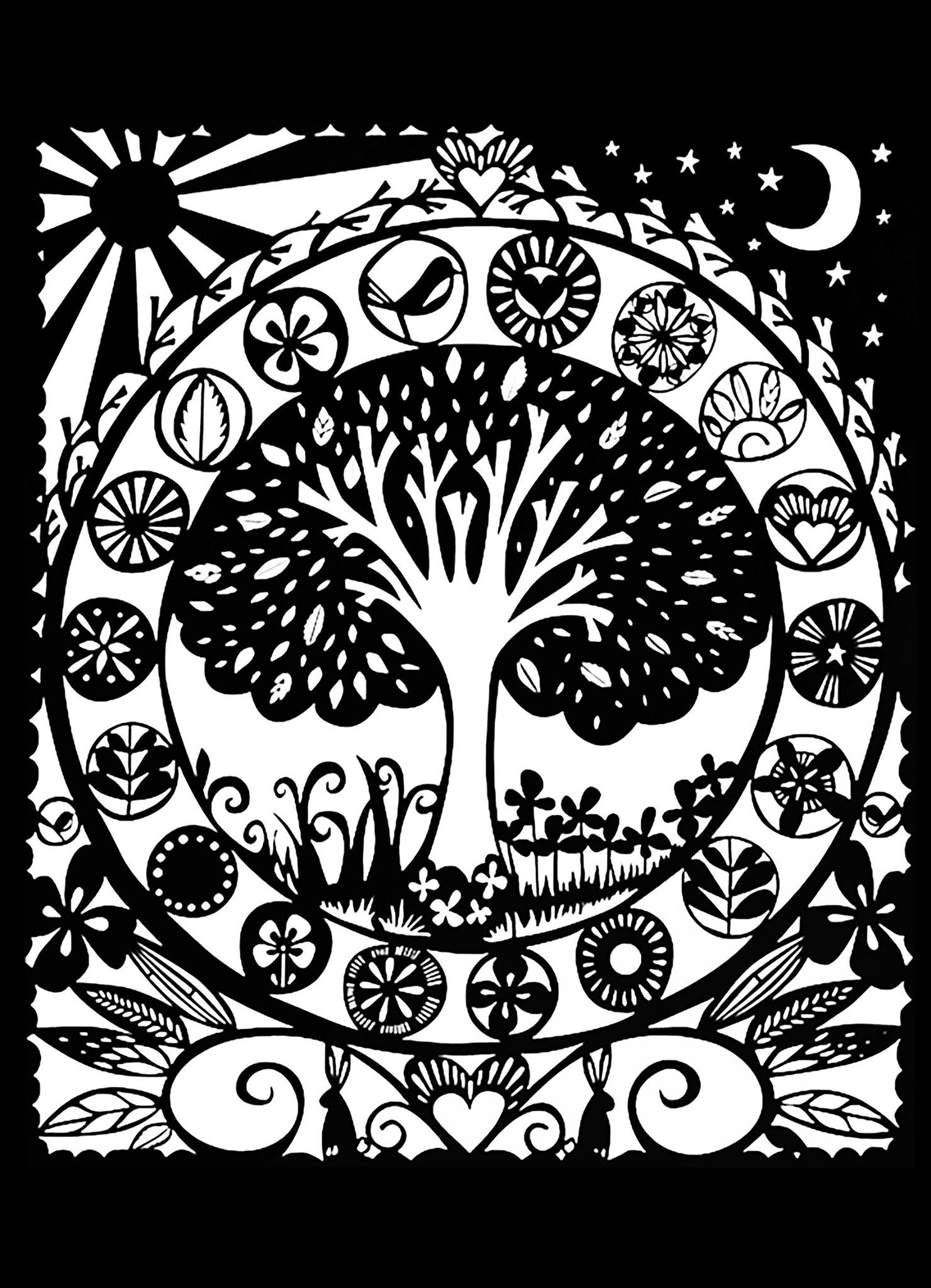 Coloriage Arbre blanc noir Un magnifique arbre et ses motifs végétaux version arbre noir