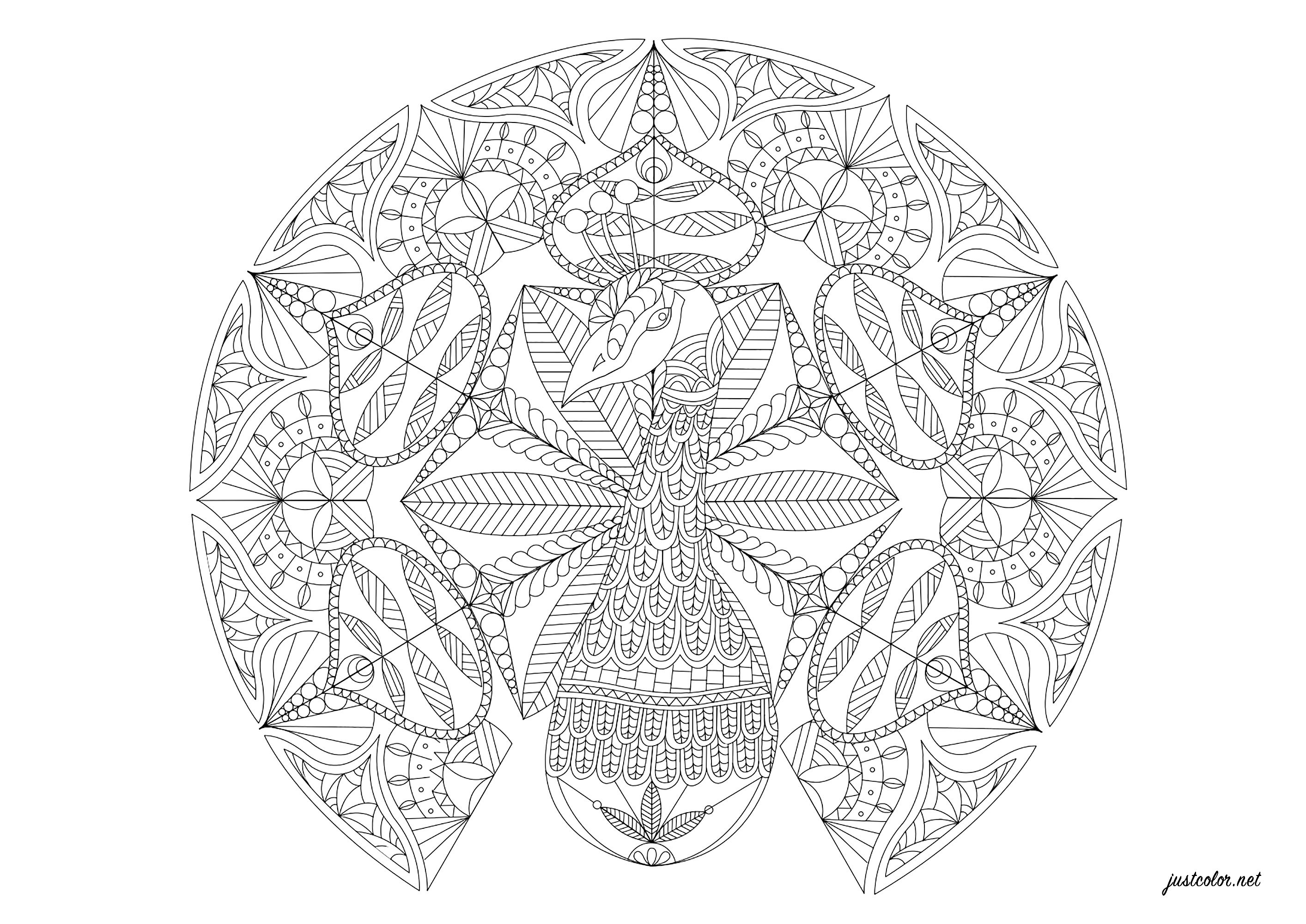 Superbe paon intégré à un mandala mêlant motifs mi-végétaux mi-abstraits, Artiste : Flora