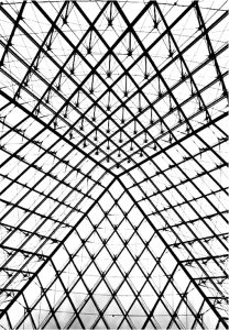 Coloriage de Paris à imprimer pour adultes : Pyramide-louvre