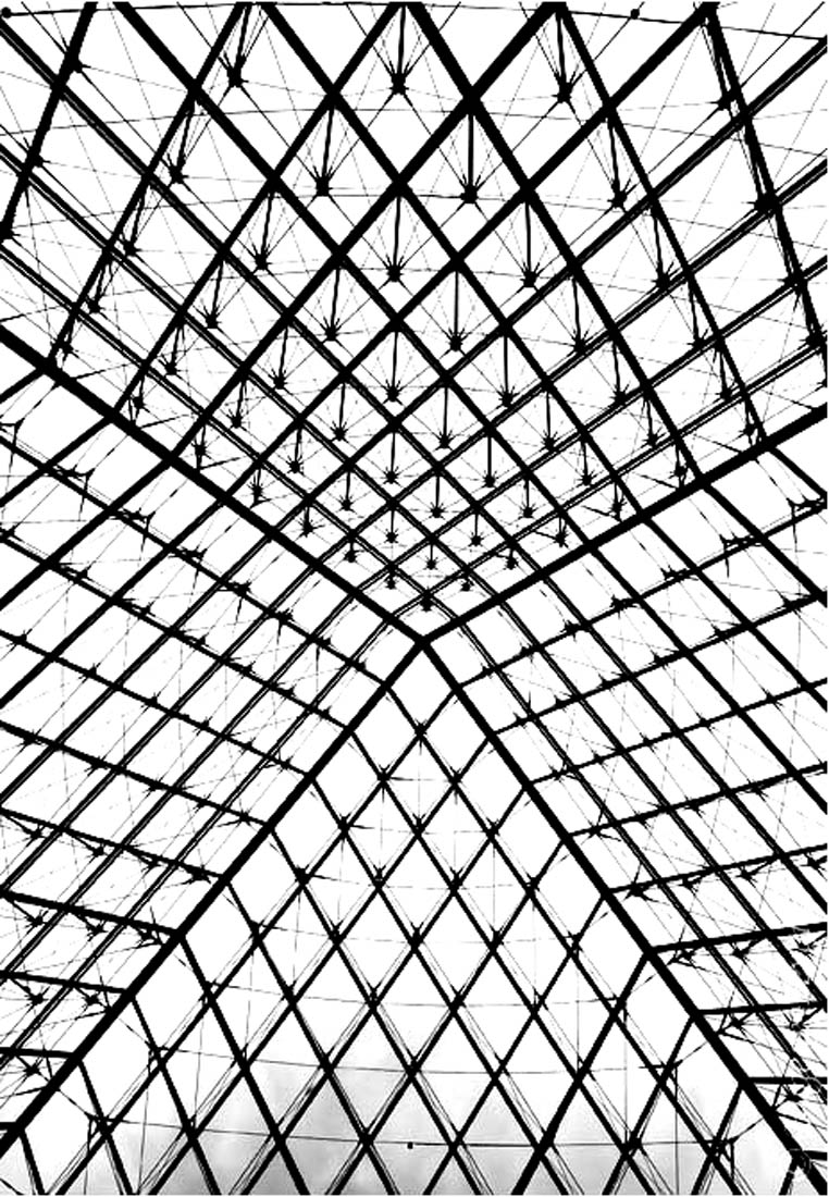 Mais que représentent cette image ? Il s'agit d'une photo prise de l'intérieur de la Pyramide du Louvre, dont le contraste a été accentué ! Bref, de quoi réaliser un coloriage sympa