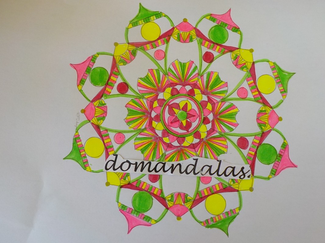 Harmonie et régularité - Mandalas Zen & Anti-stress - 100% Mandalas Zen