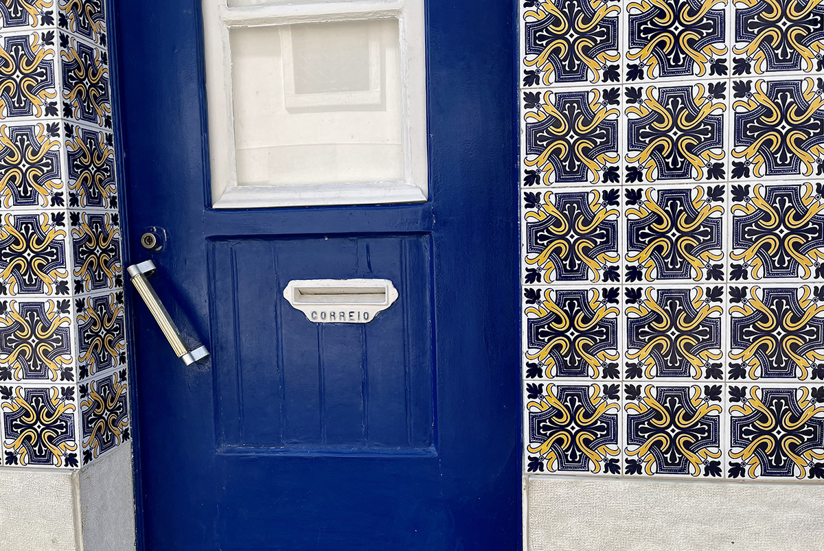 Exploring the Rich History and Beauty of Portuguese Azulejos – Just ...