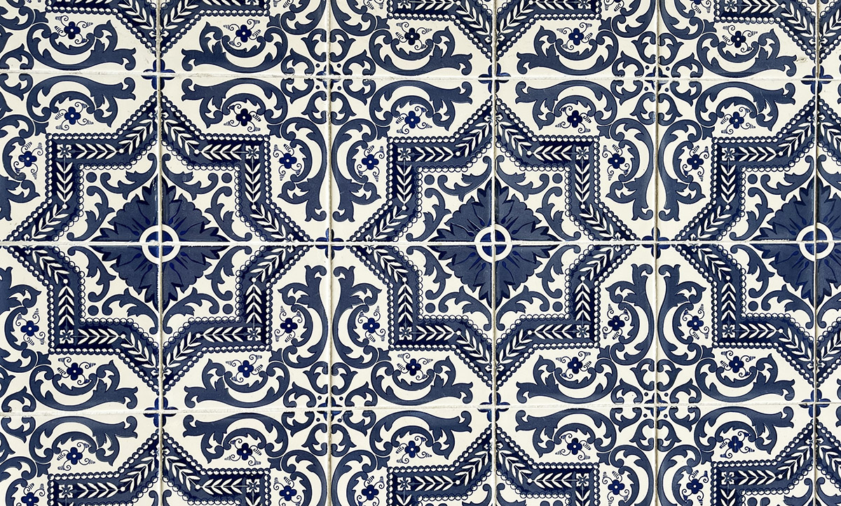 Exploring the Rich History and Beauty of Portuguese Azulejos – Just ...