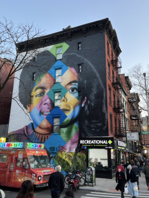 Iconic mural of Michael Jackson by Kasso in New York