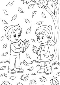 Enfants avec des feuilles mortes