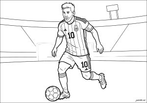 Lionel Messi, dribblant sur le terrain de football