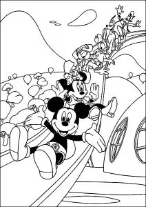 Le toboggan de la maison de mickey
