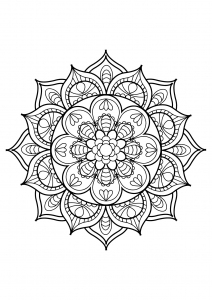 Joli Mandala Aux Pétales Pointus