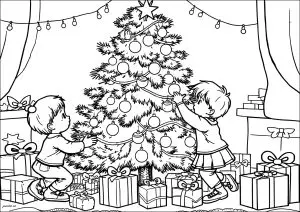 Jeunes enfants décorant un sapin de Noël
