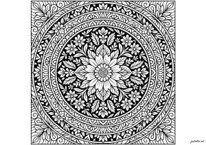 Mandala floral aux motifs envoûtants