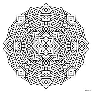 Mandala concentrique à la symétrie parfaite