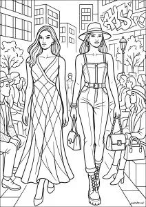 Défilé de mode en pleine ville