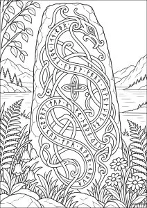 Pierre gravée avec motifs nordiques. Une pierre avec des motifs serpentins et des runes, entourée de plantes et d'un paysage de montagnes et rivière.