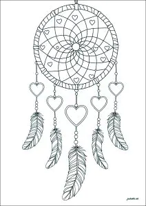 Bonito atrapasueños con corazones