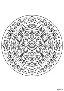 Mandala floral: estallido de naturaleza